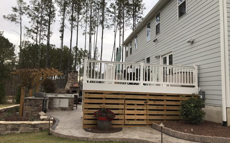 Privacy slats below deck